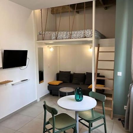 Le Pressense Apartment Venissieux Luaran gambar