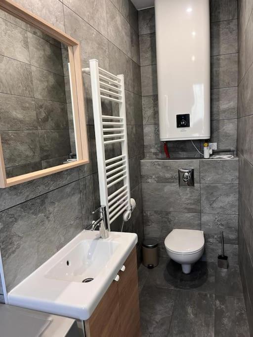 Le Pressense Apartment Venissieux Luaran gambar